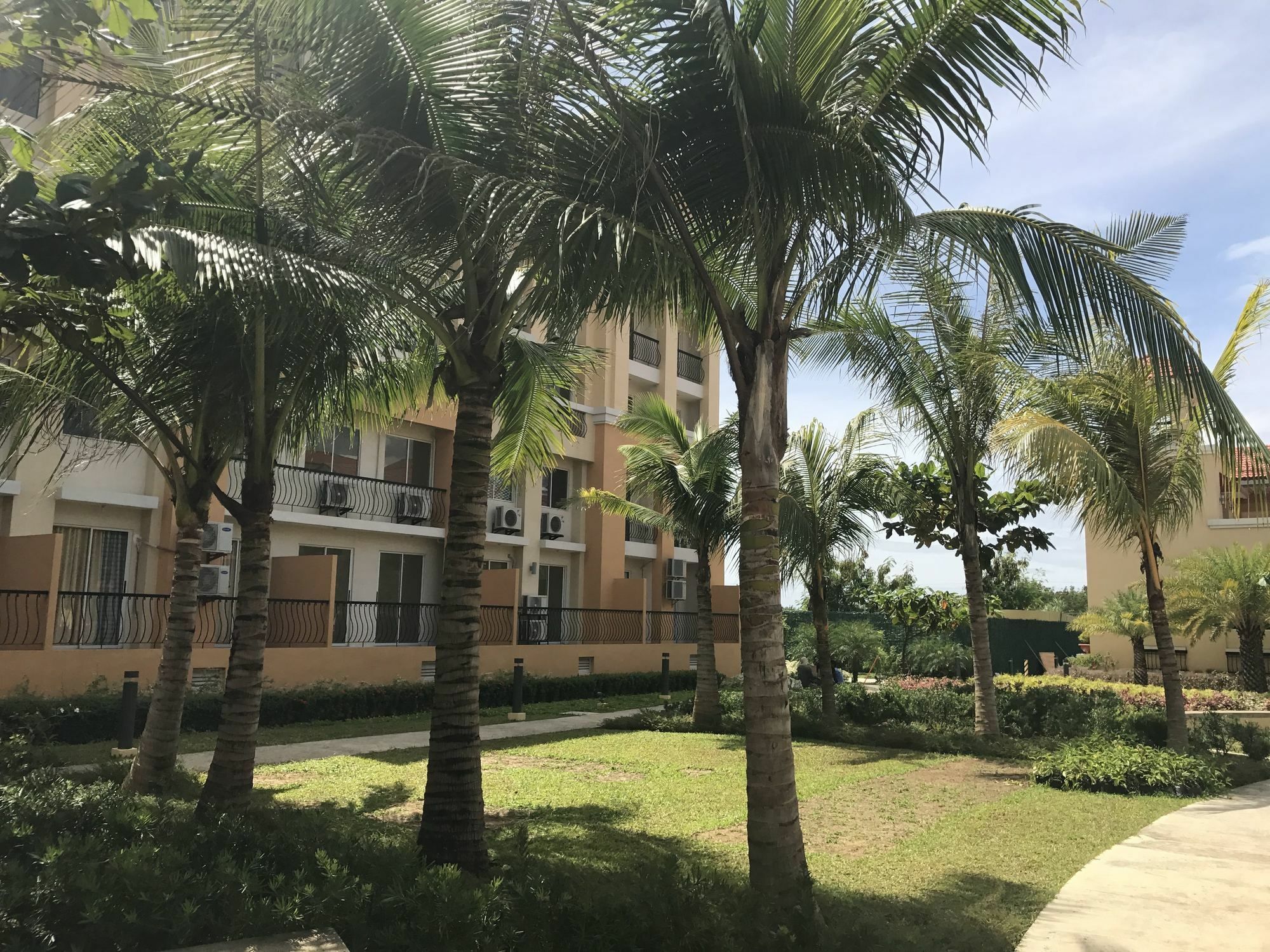 San Remo Oasis Serviced Apartments Cebu Dış mekan fotoğraf